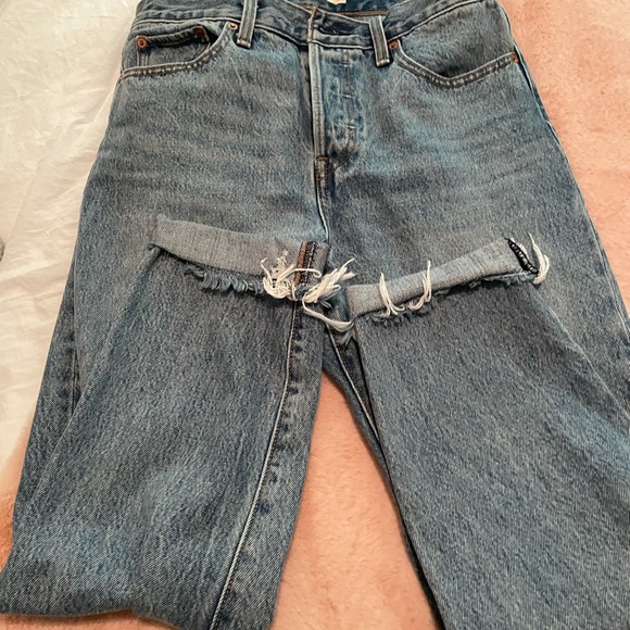 Levi’s Wedgie Fit Jeans Mom Jeans High Waisted - Picture 2 of 16